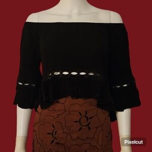 CHLOAH Black Cropped Flowy Off the Shoulder Baddie Goth Blouse